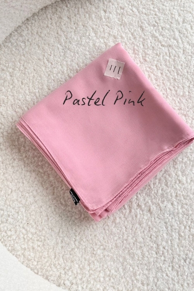 Defect Arabia  l Pastel Pink